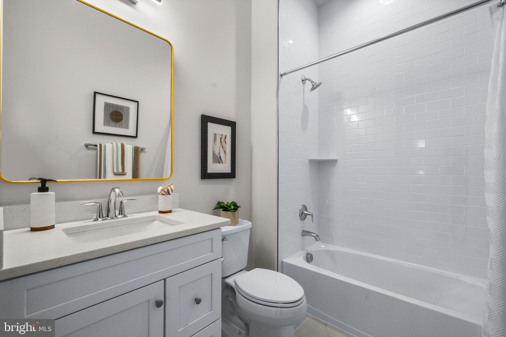 PIMMIT HILLS - Residential