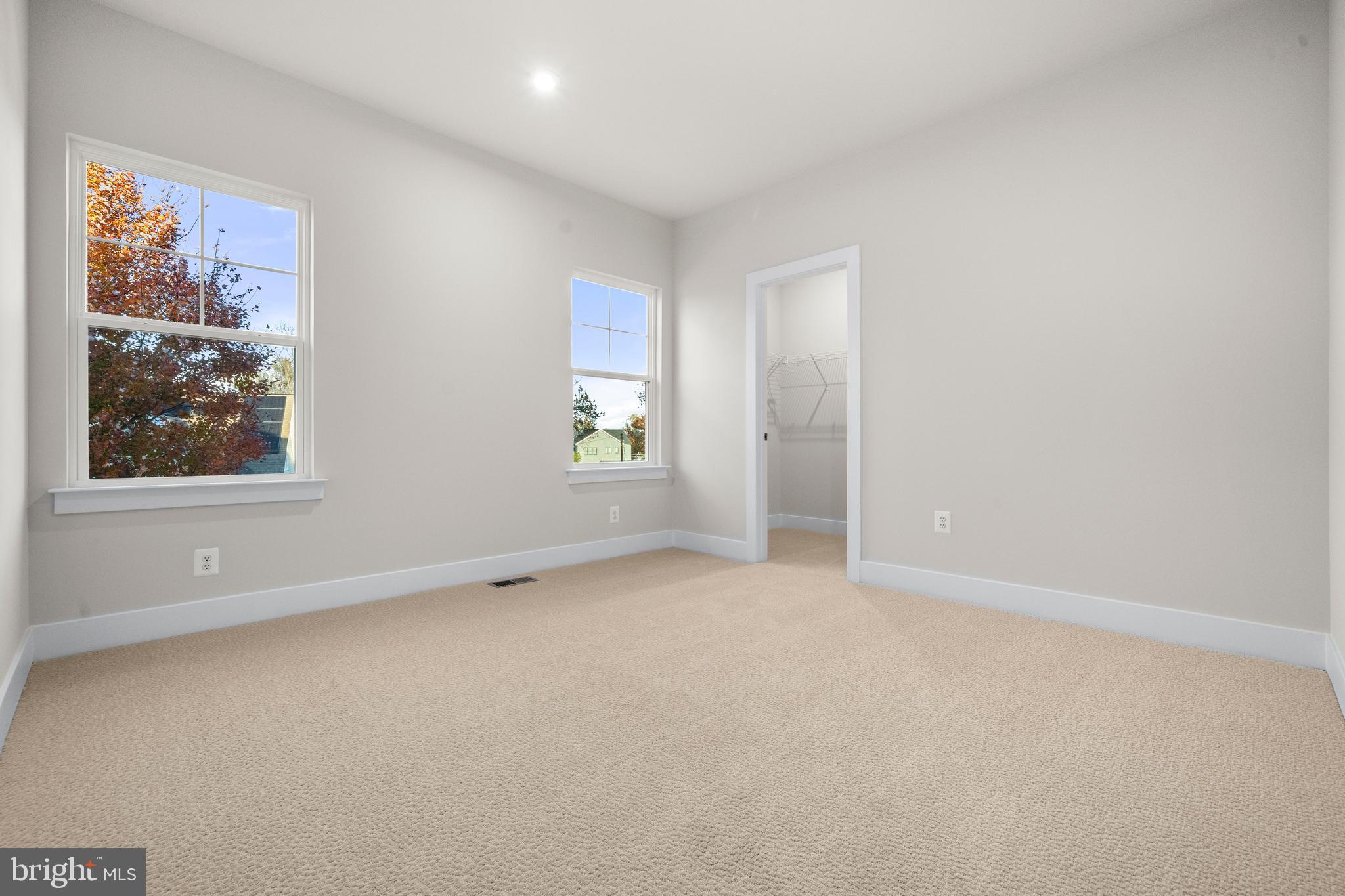 PIMMIT HILLS - Residential