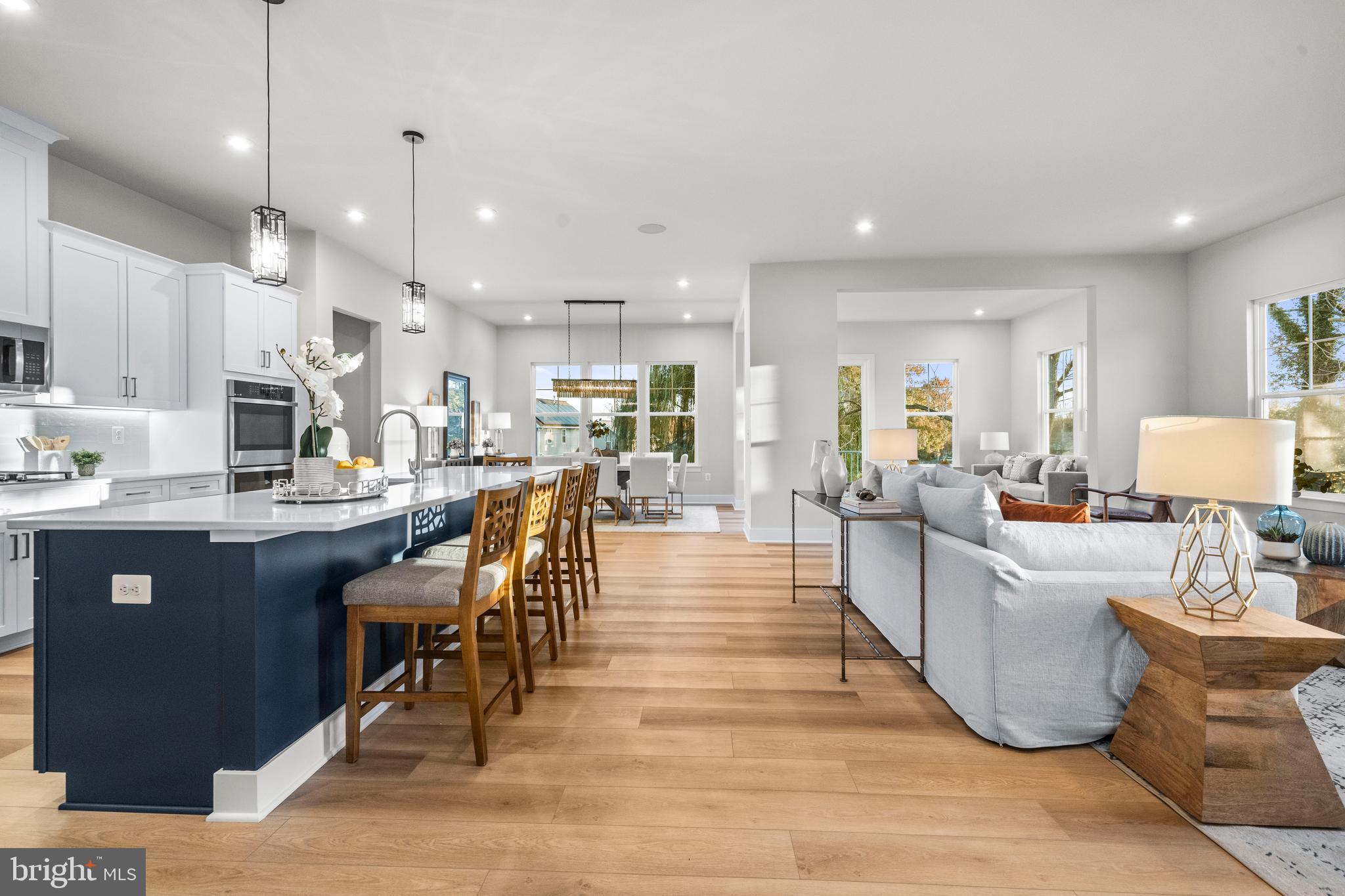 PIMMIT HILLS - Residential