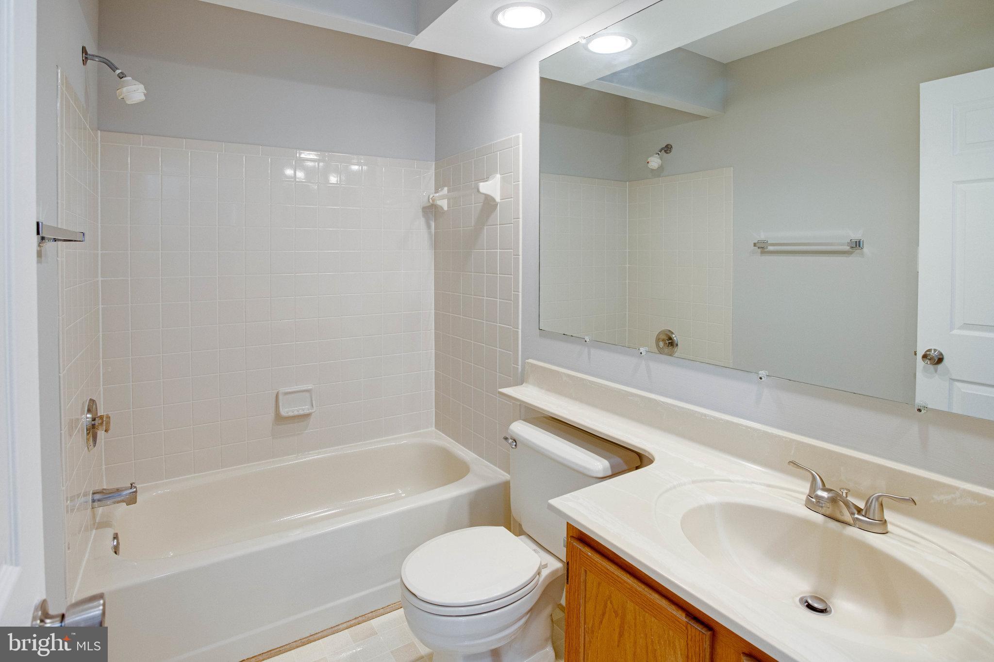 MONTCLAIR - Residential Lease