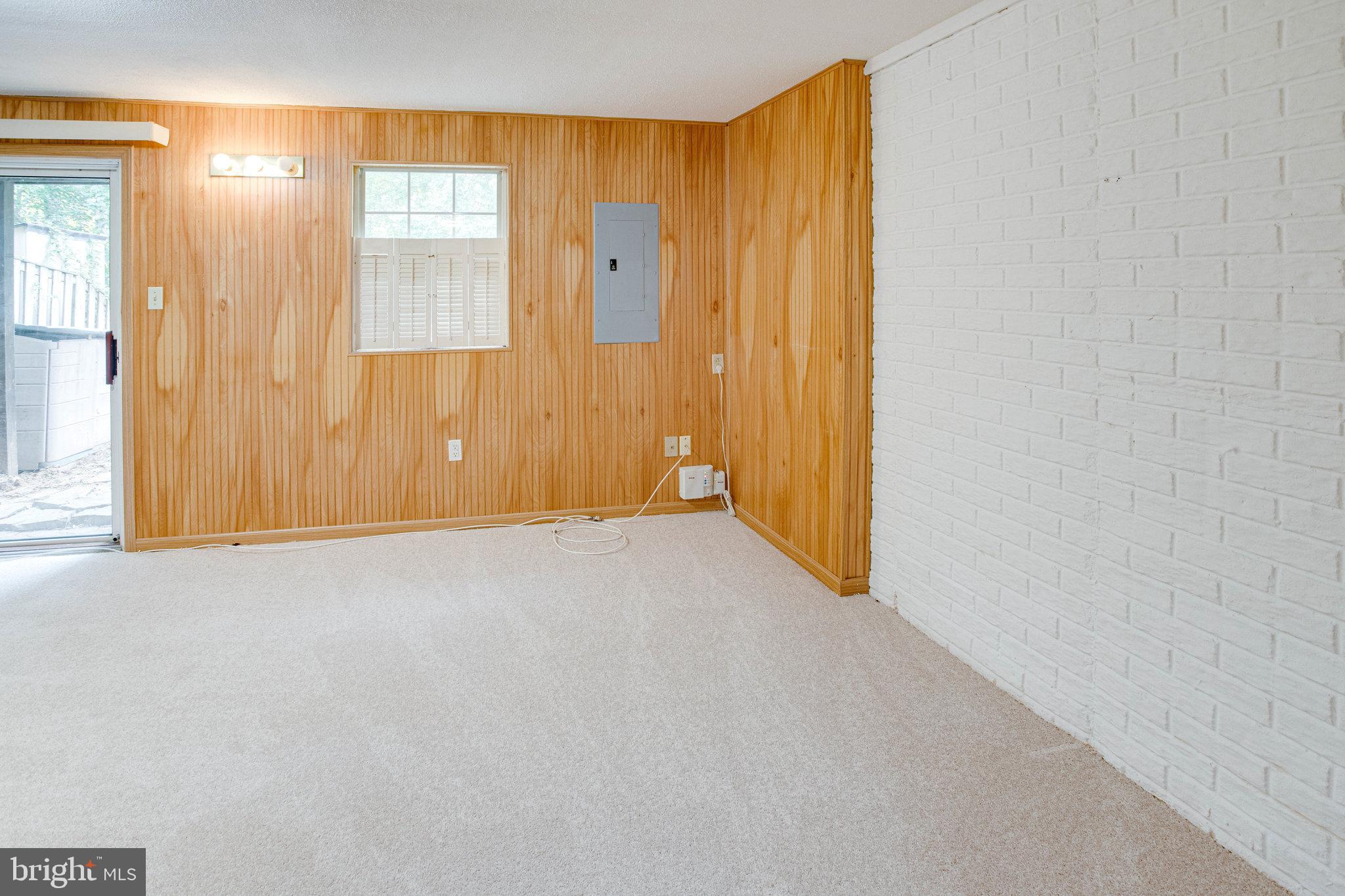 MONTCLAIR - Residential Lease