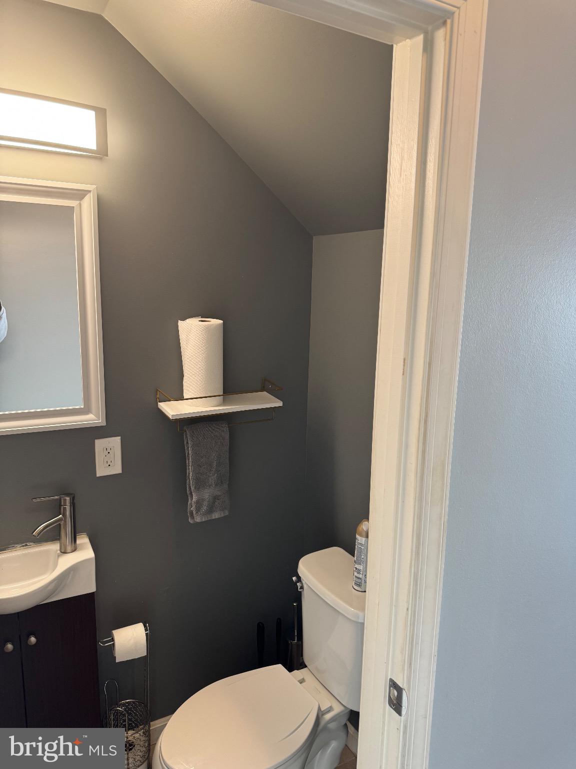 SEVERN WOODS - Residential Lease