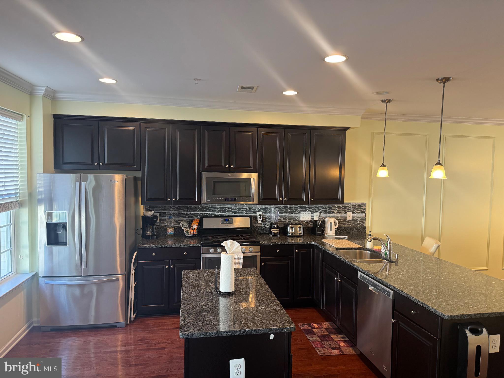 SEVERN WOODS - Residential Lease