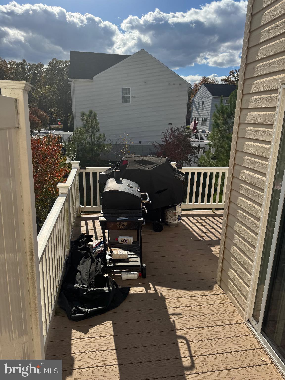 SEVERN WOODS - Residential Lease