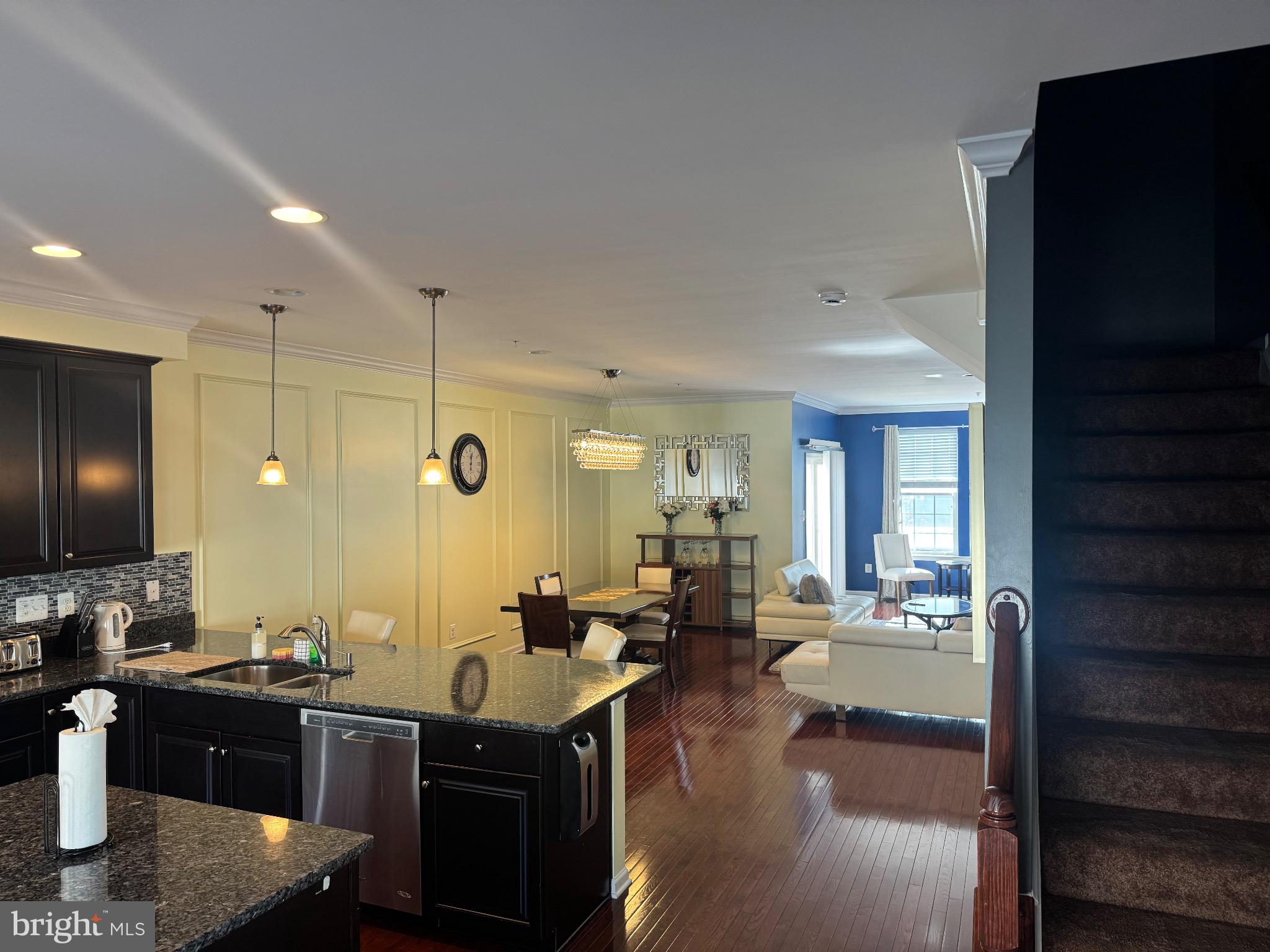 SEVERN WOODS - Residential Lease