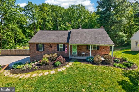 Photo of 1444 W Strasburg Road Marshallton, WEST CHESTER, PA 19382 (MLS # PACT2125360)