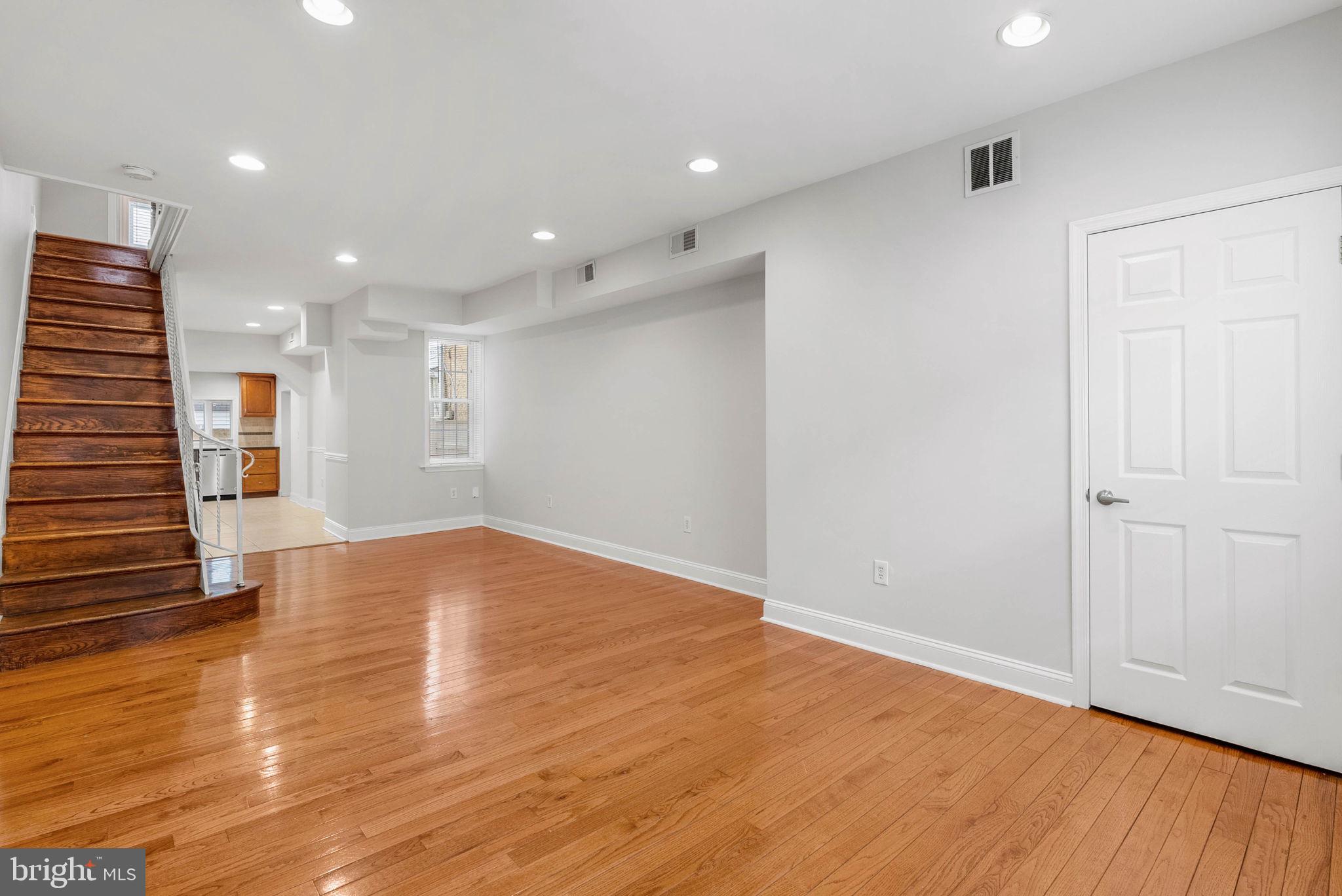 GRADUATE HOSPITAL - Residential