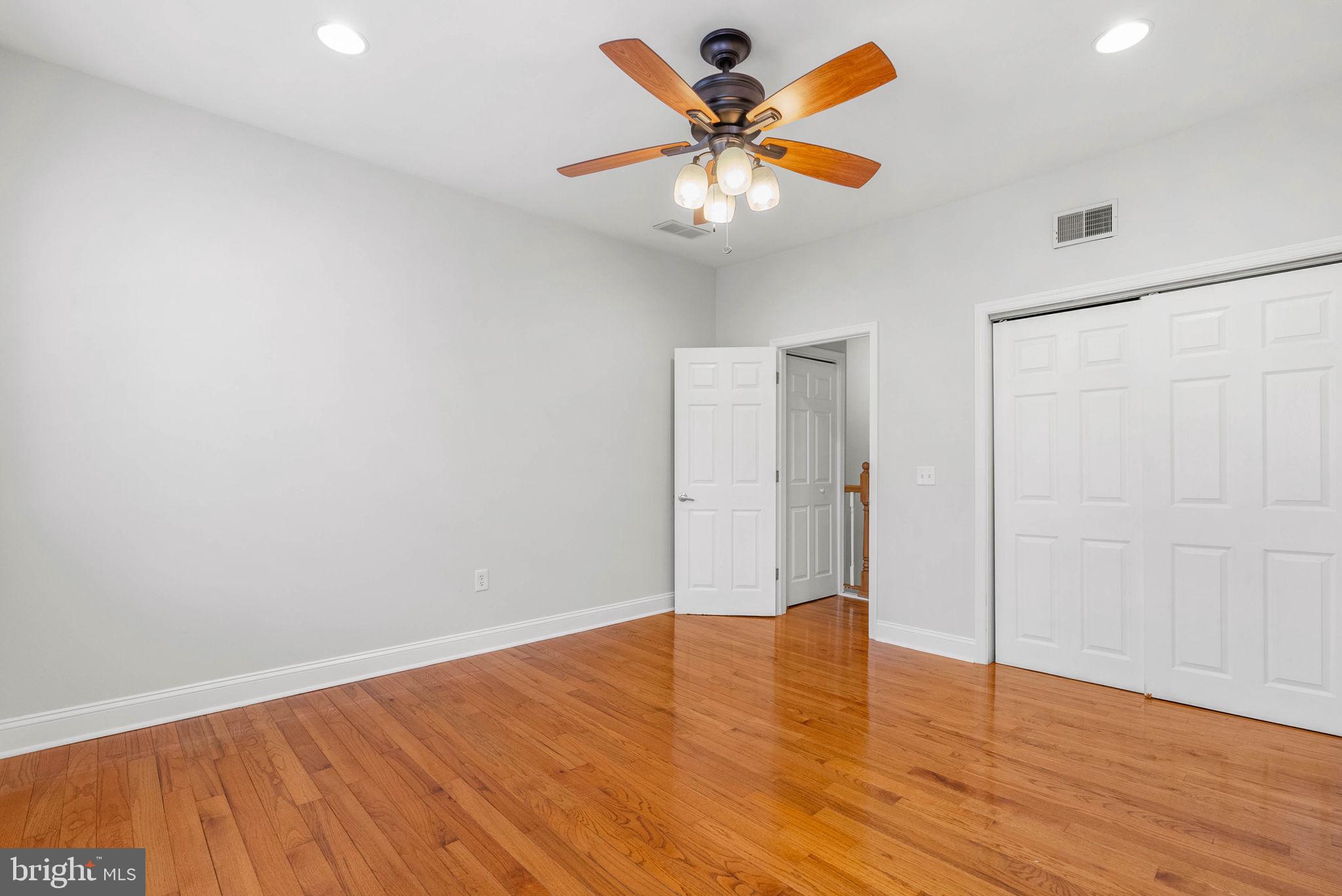 GRADUATE HOSPITAL - Residential