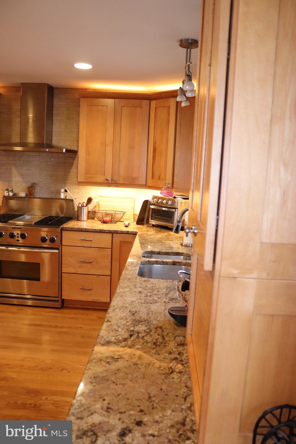 FAIRFAX COUNTY - Residential