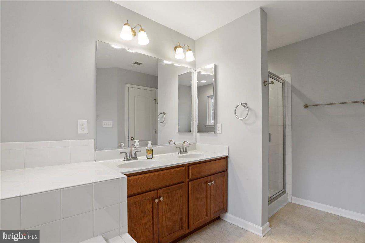 BOYDS CROSSING - Residential