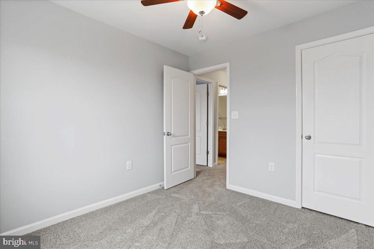 BOYDS CROSSING - Residential