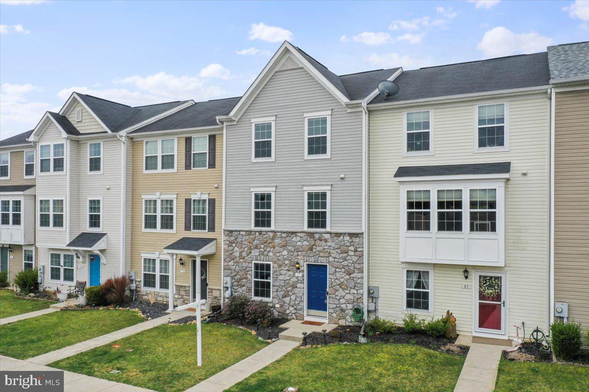 BOYDS CROSSING - Residential