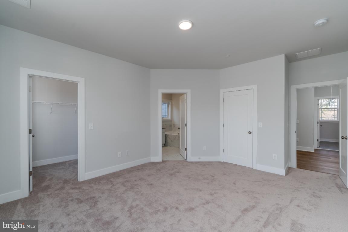 SABRINA PARK - Residential