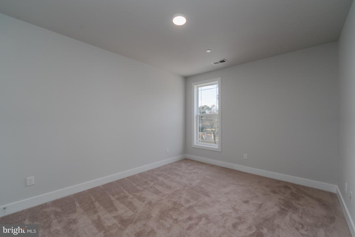 SABRINA PARK - Residential