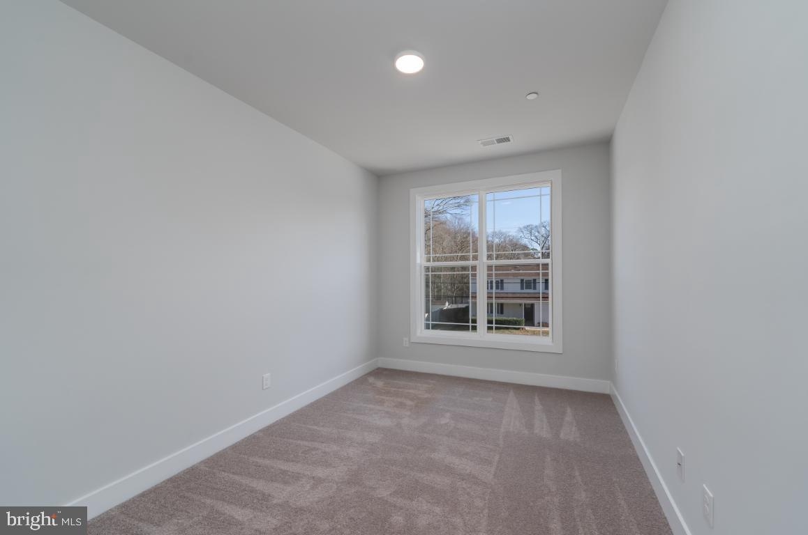 SABRINA PARK - Residential