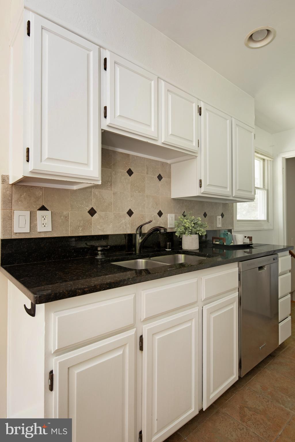 EASTPORT - Residential