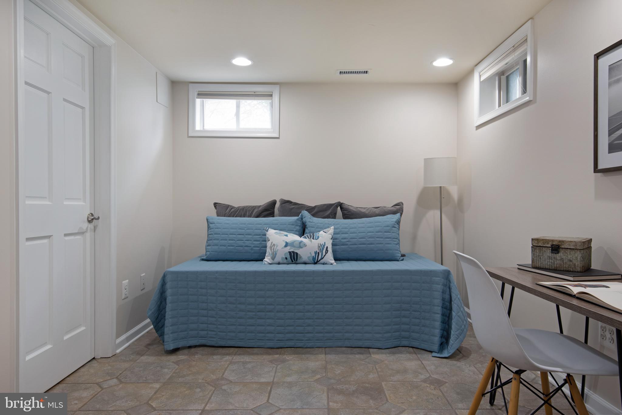 EASTPORT - Residential