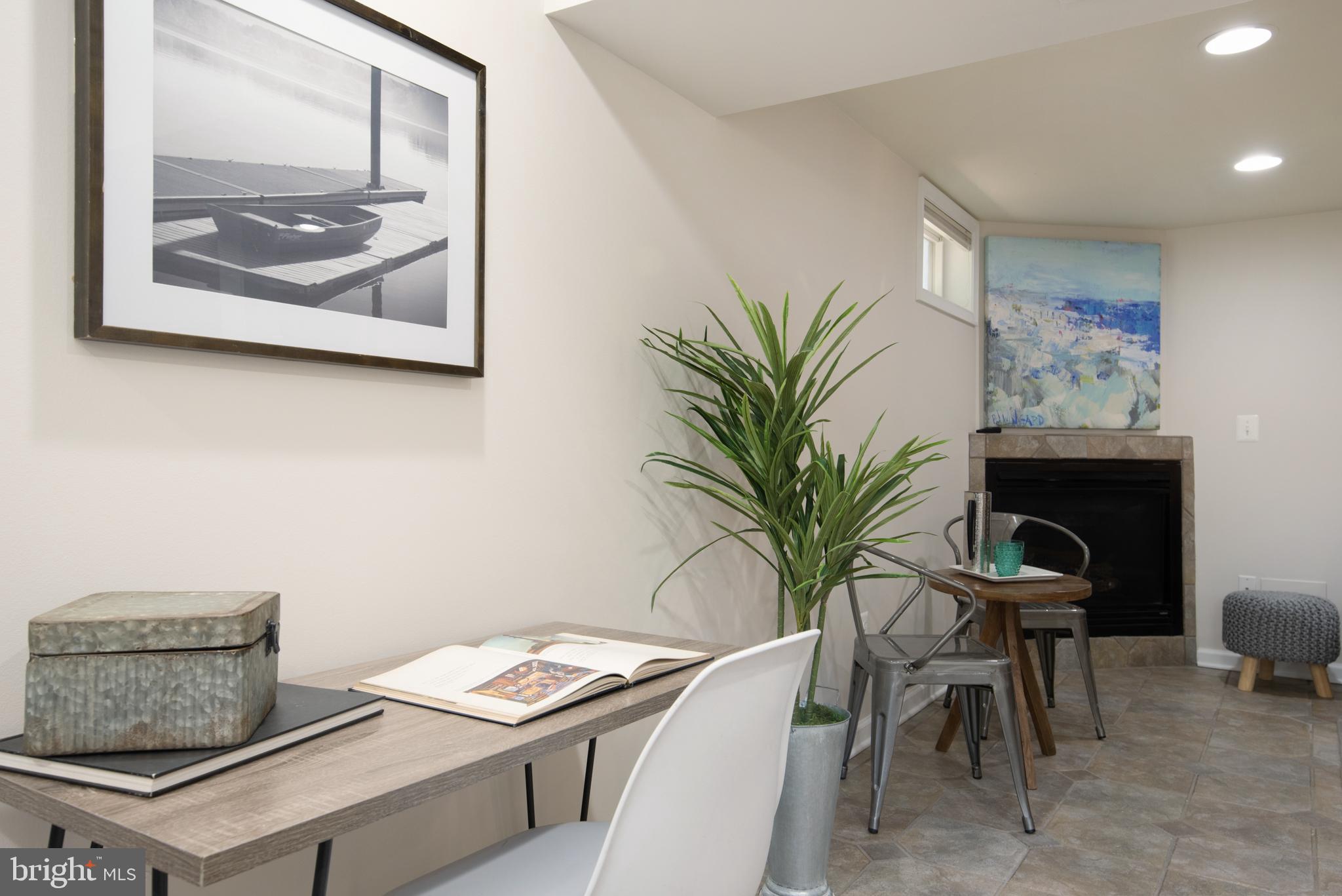 EASTPORT - Residential