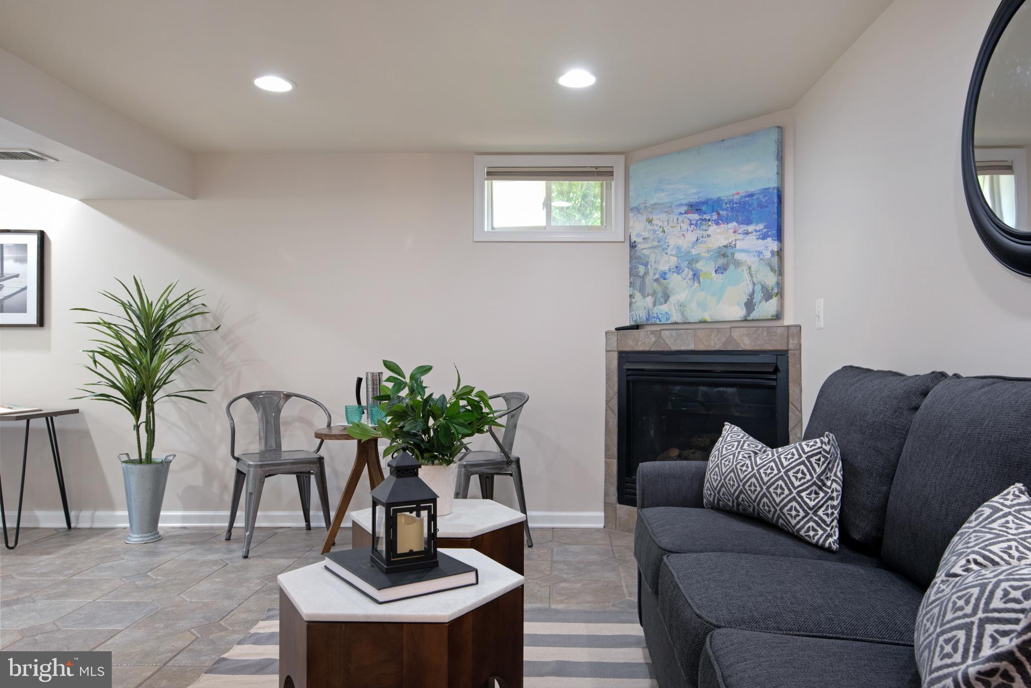 EASTPORT - Residential