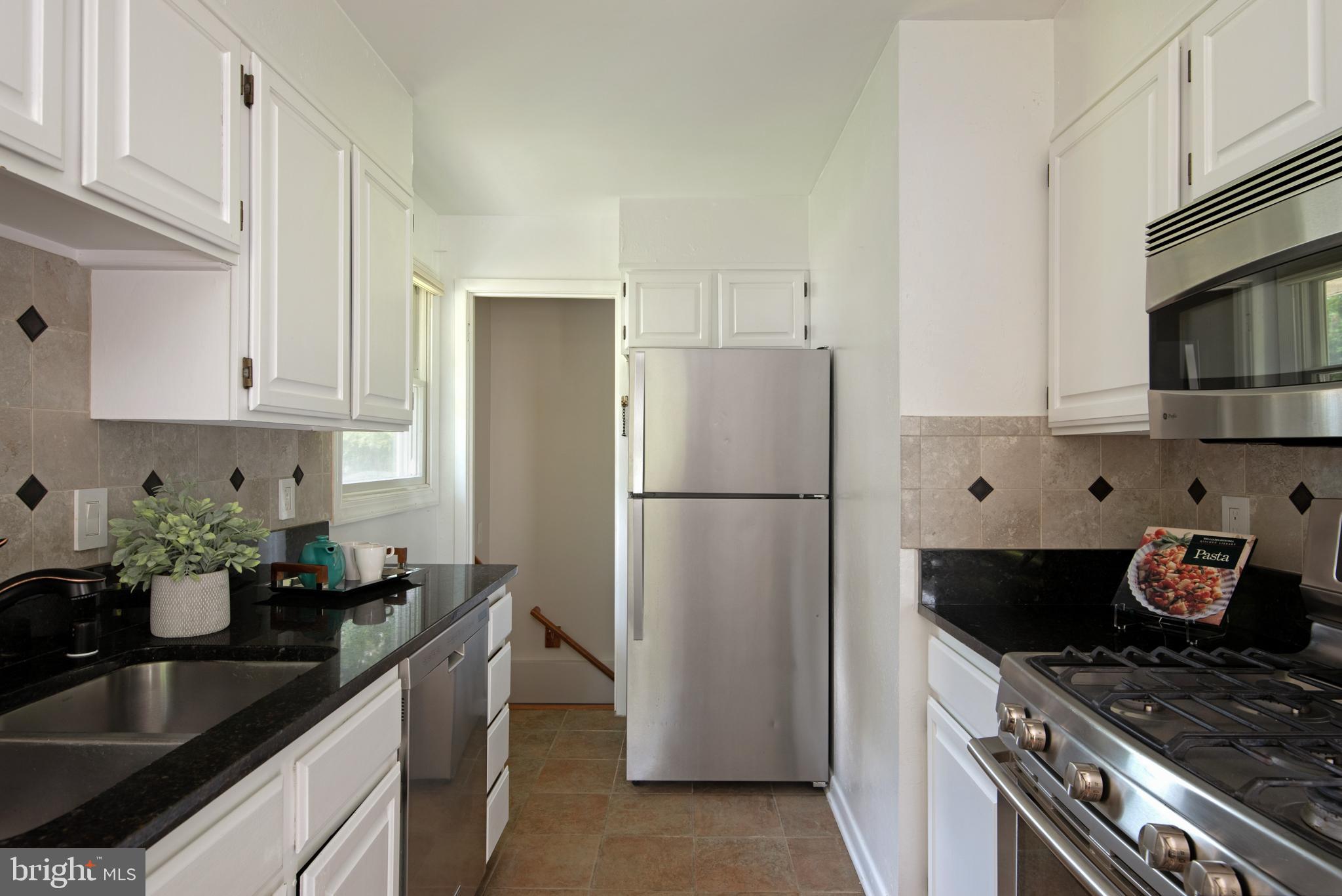 EASTPORT - Residential