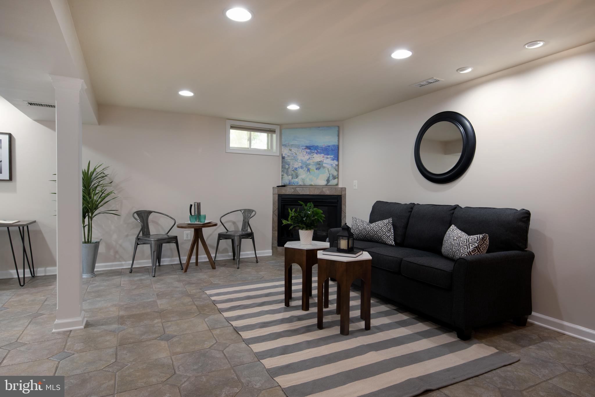 EASTPORT - Residential