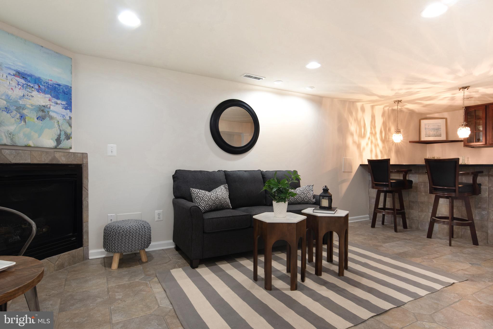 EASTPORT - Residential