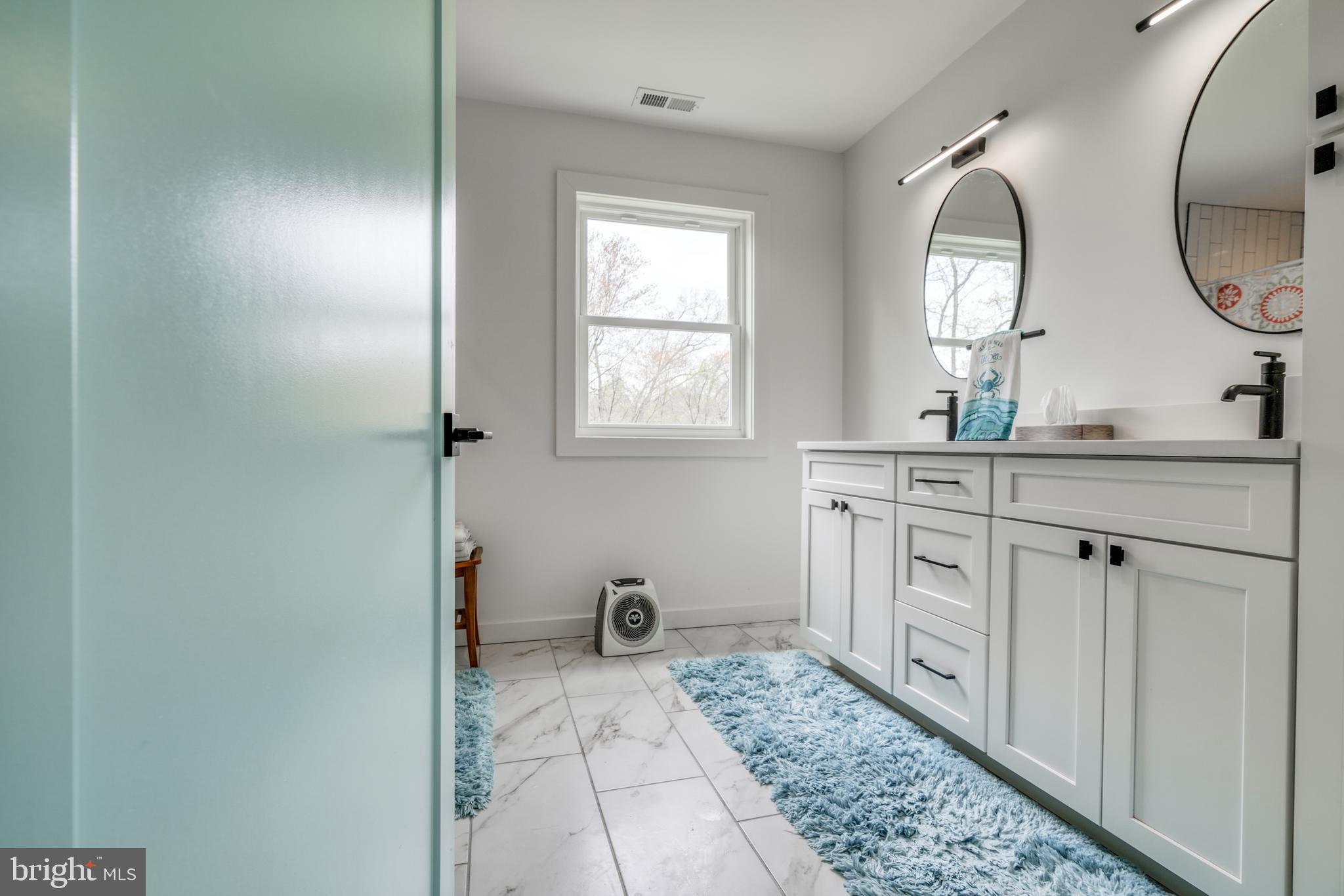 AURORA HILLS - Residential