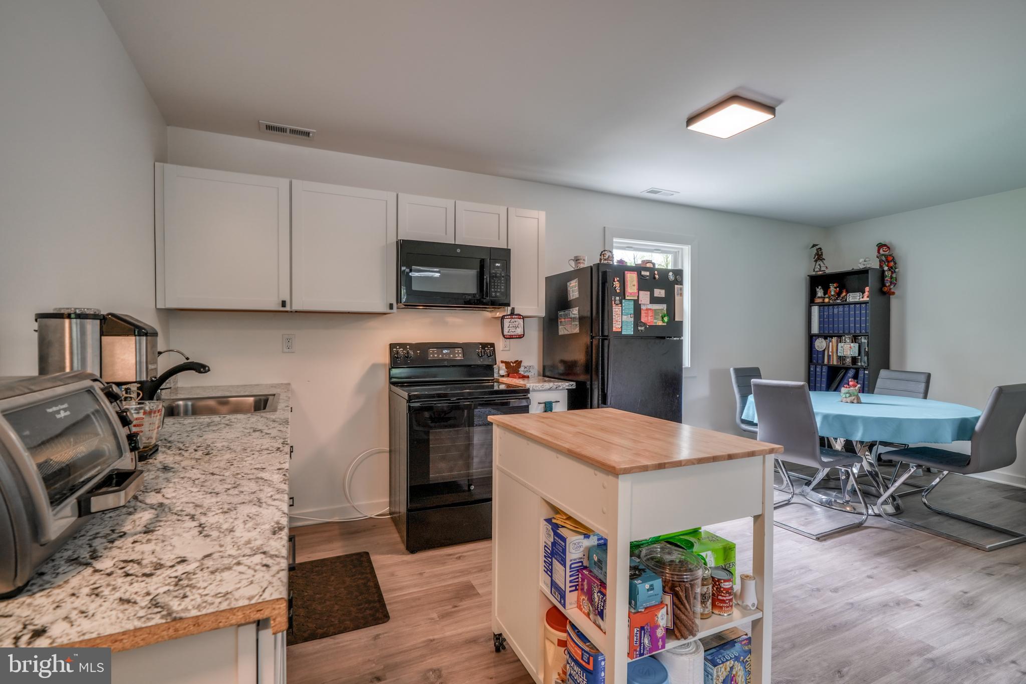 AURORA HILLS - Residential