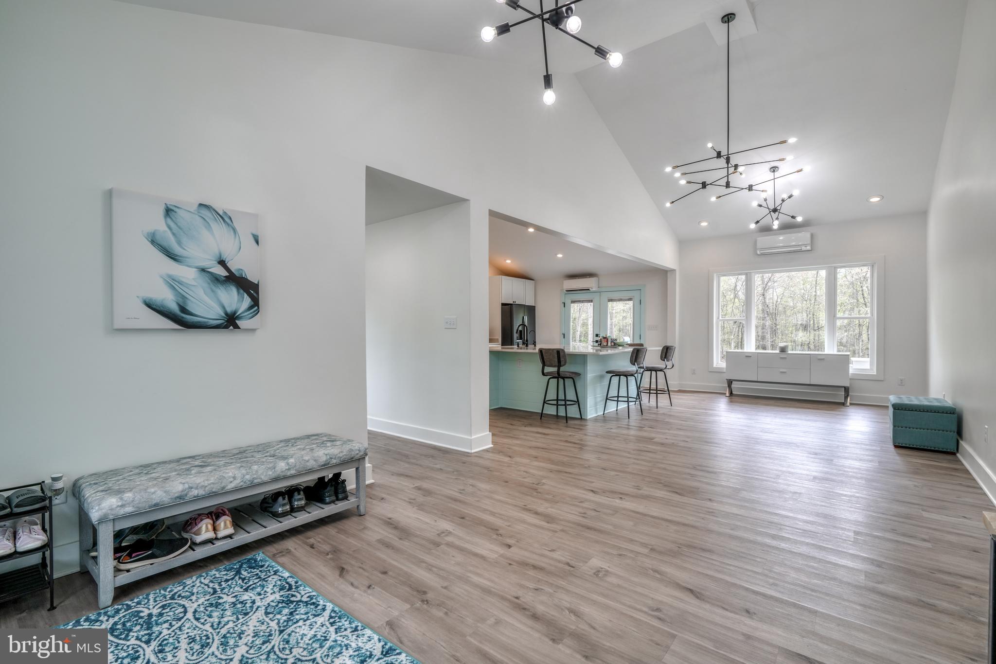 AURORA HILLS - Residential