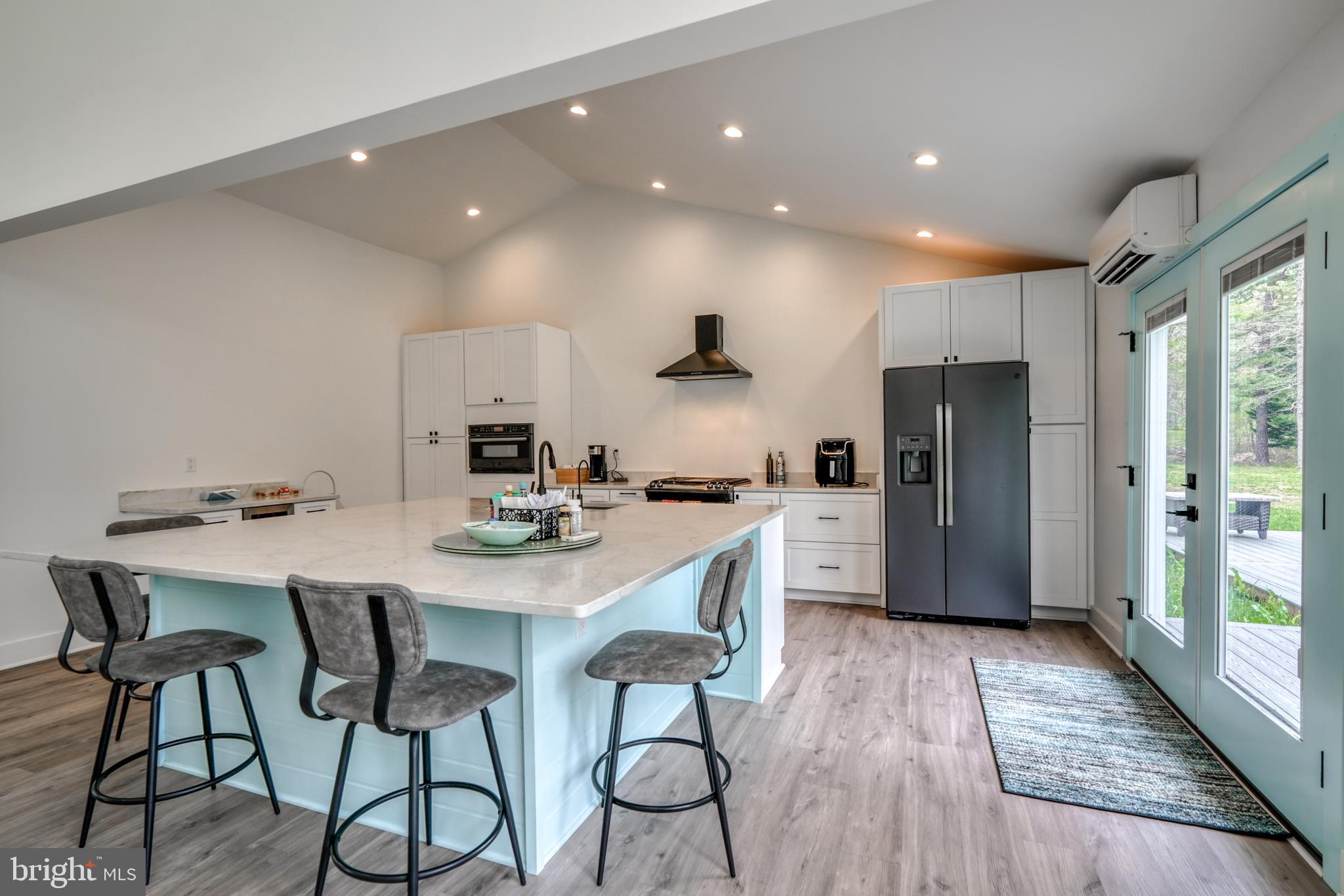 AURORA HILLS - Residential