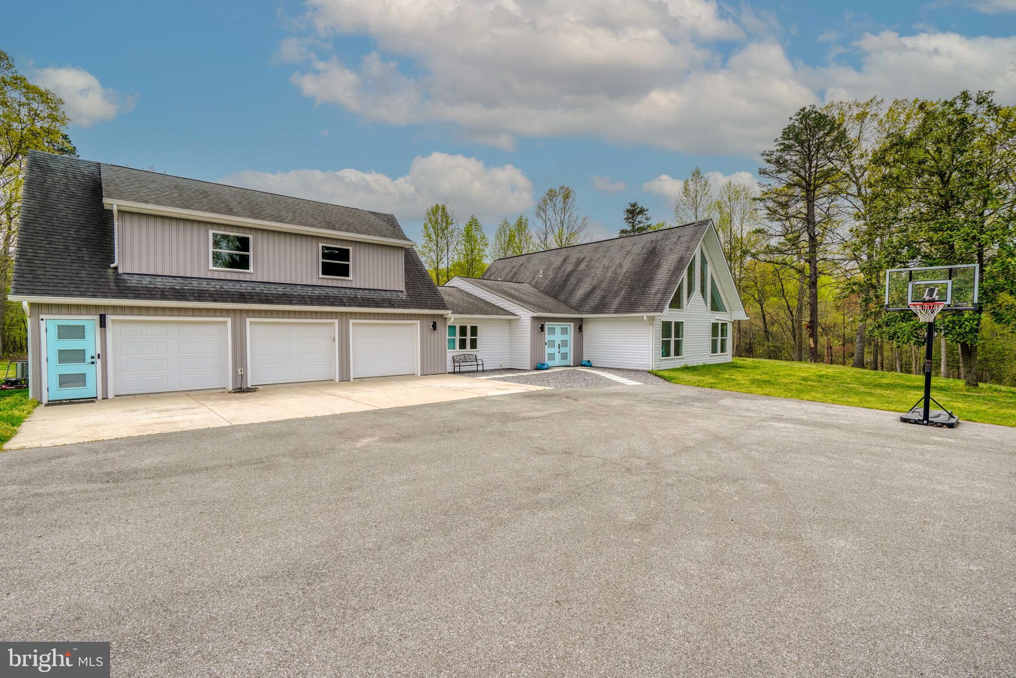 AURORA HILLS - Residential