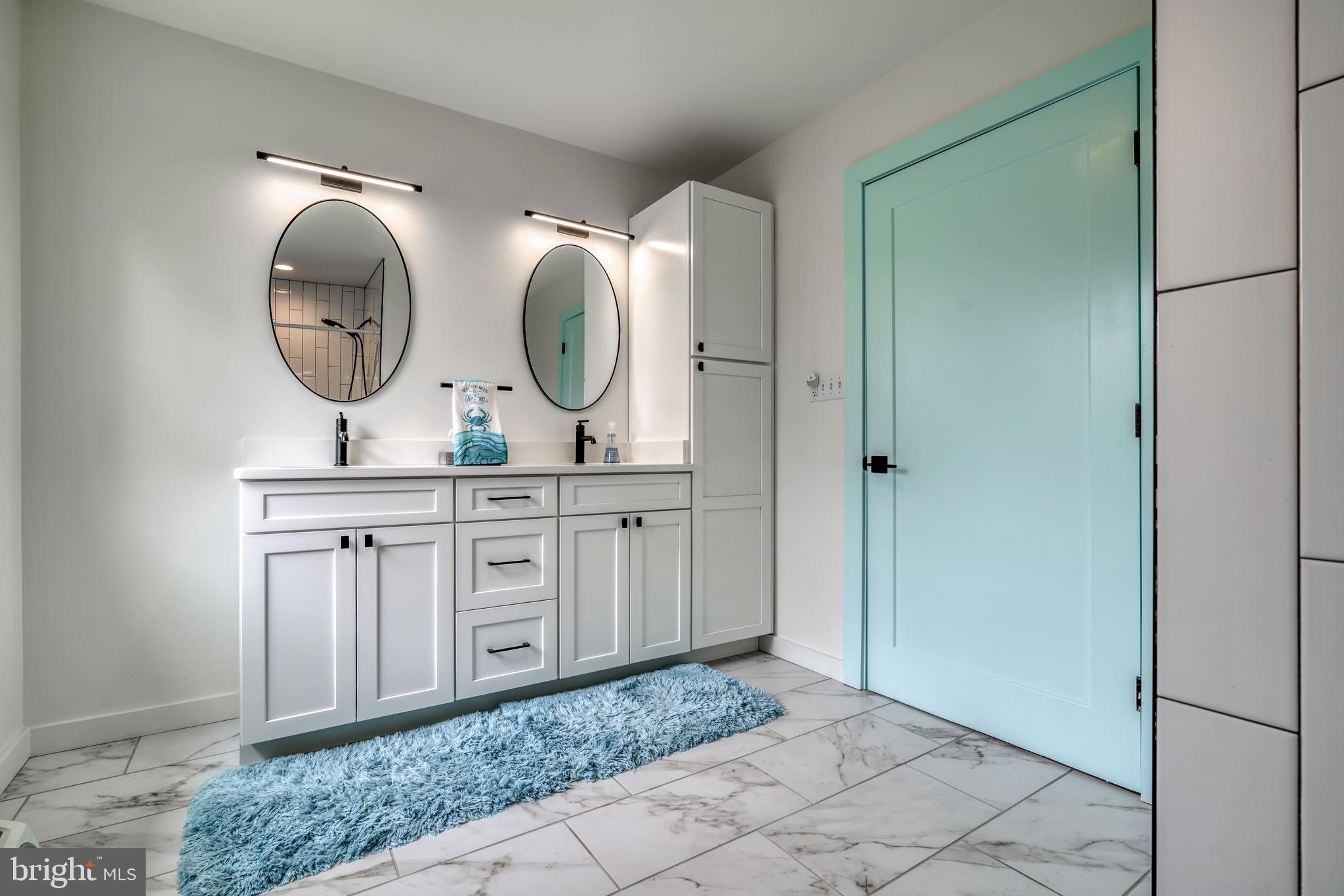 AURORA HILLS - Residential