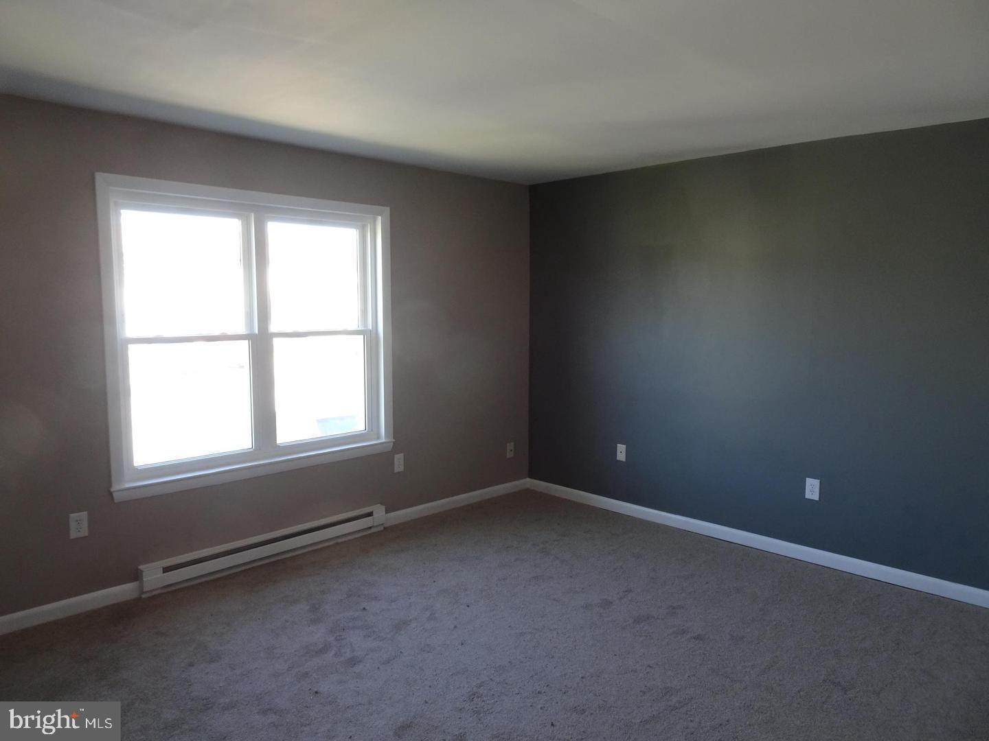 BARWOOD - Residential Lease