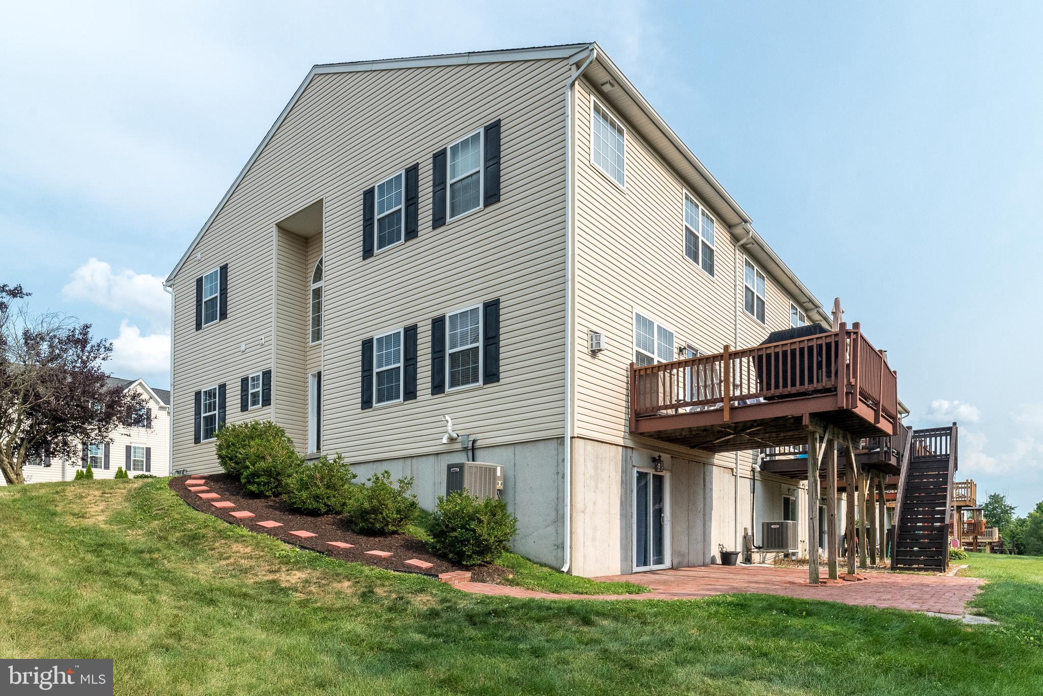 85 GREEN VIEW DRIVE, POTTSTOWN, PA, 19464 85 GREEN VIEW DRIVE