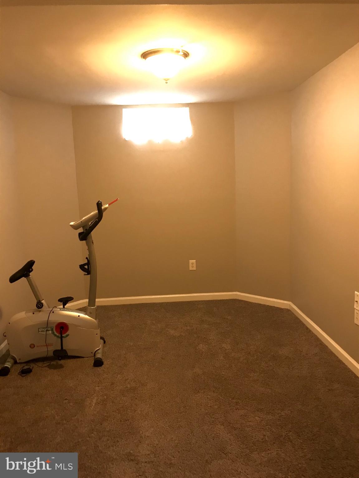 BROCK HILLS - Residential Lease