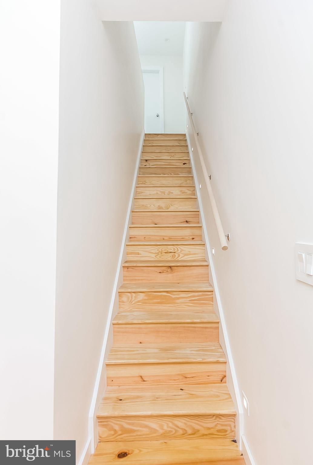 HAMPDEN HISTORIC DISTRICT - Residential Lease