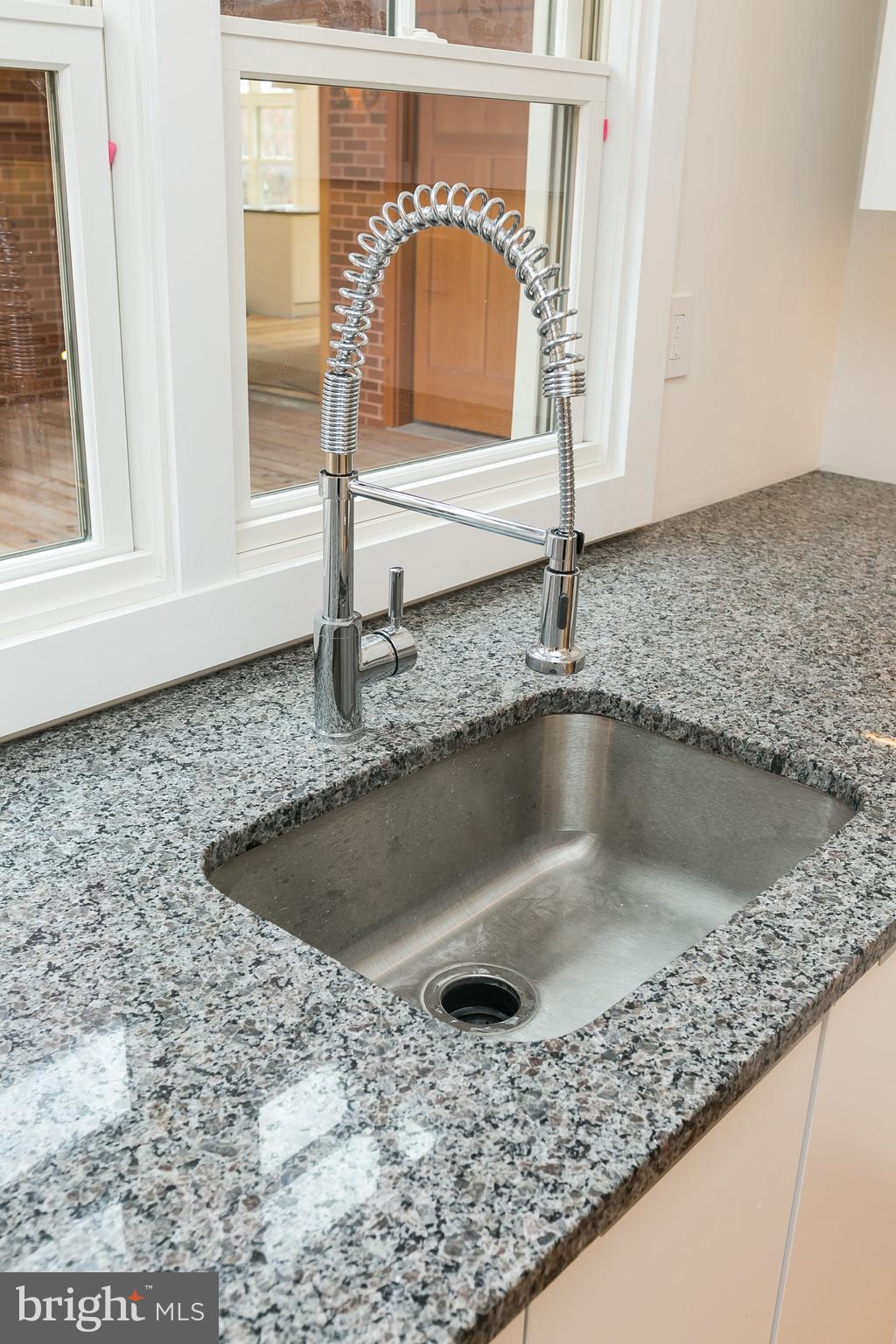 HAMPDEN HISTORIC DISTRICT - Residential Lease