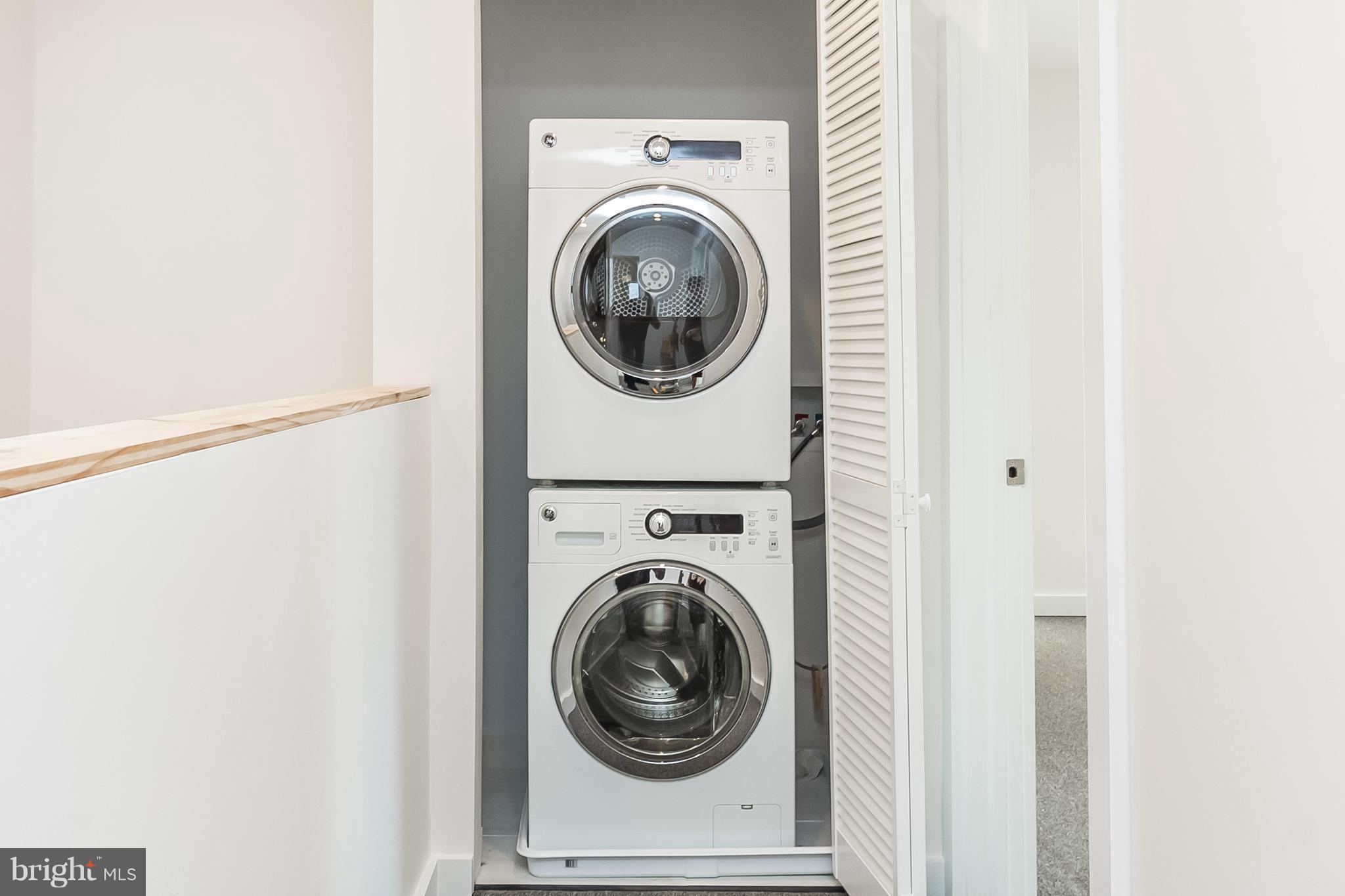 HAMPDEN HISTORIC DISTRICT - Residential Lease