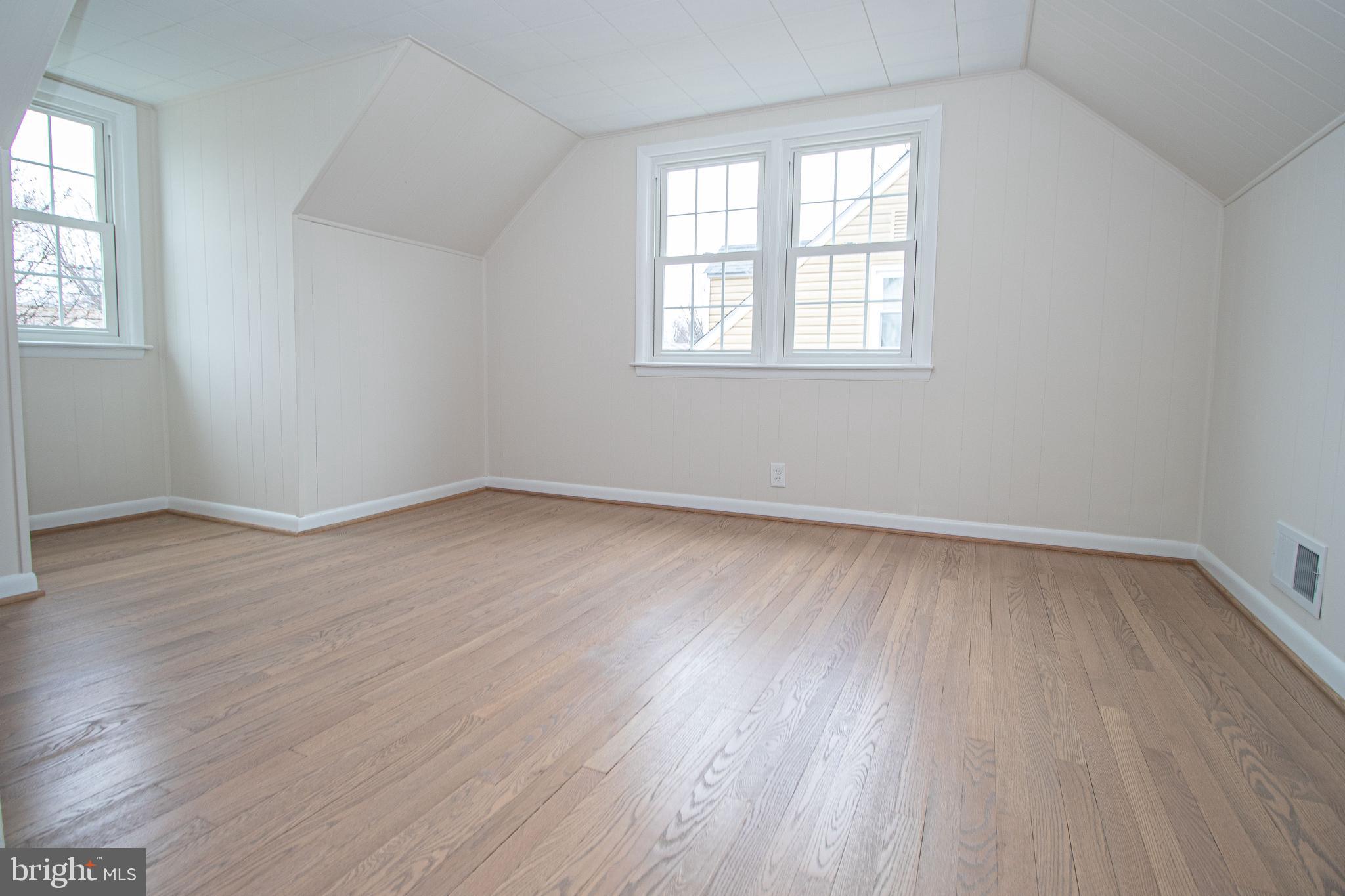 RIVIERA BEACH - Residential