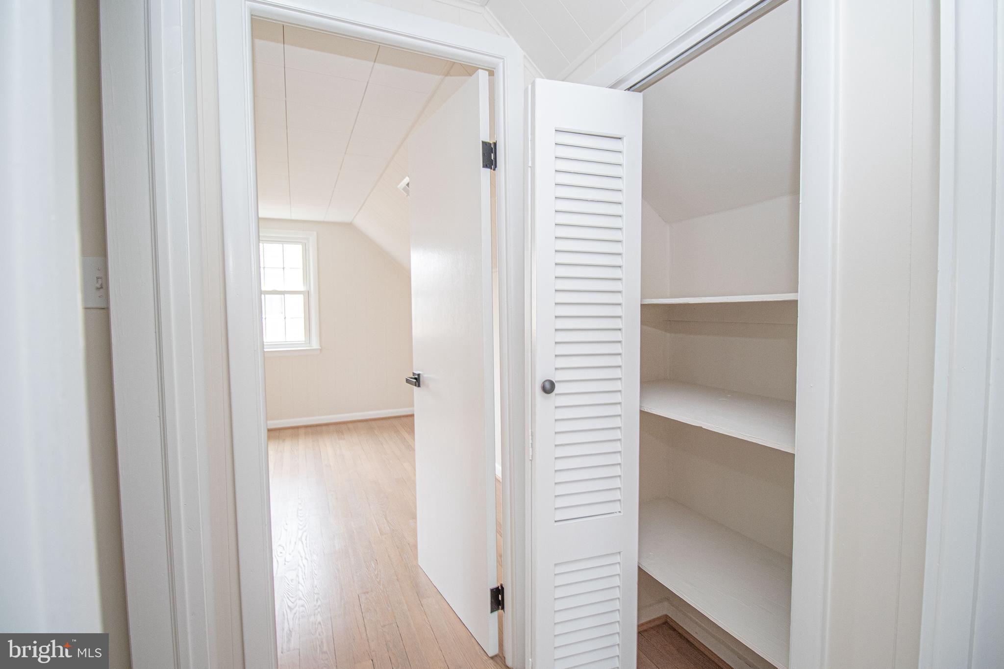 RIVIERA BEACH - Residential