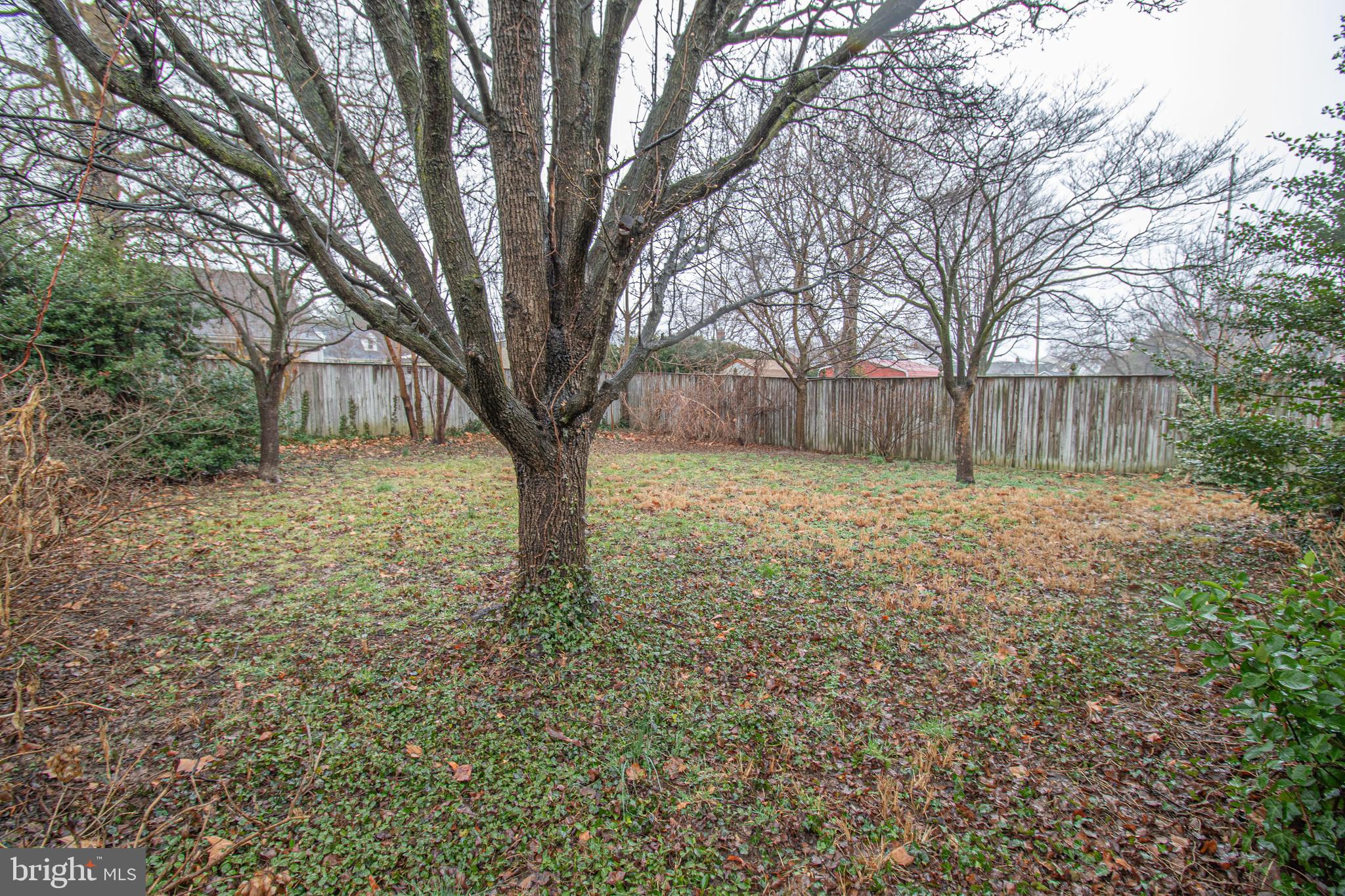 RIVIERA BEACH - Residential