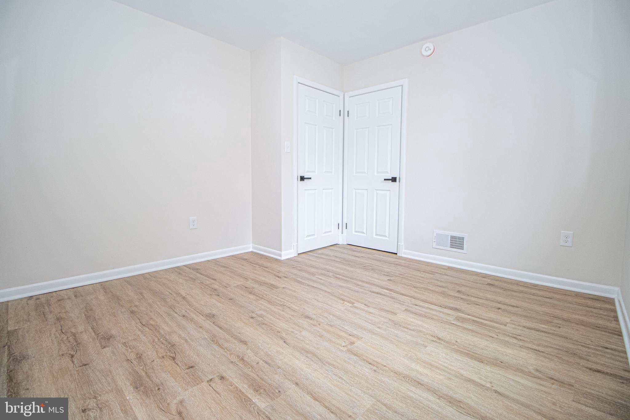 RIVIERA BEACH - Residential