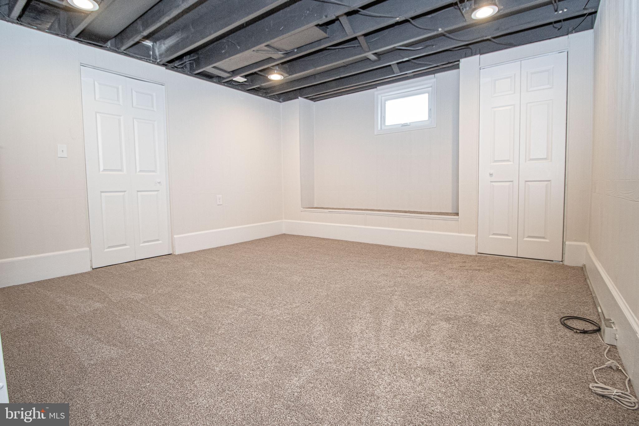 RIVIERA BEACH - Residential