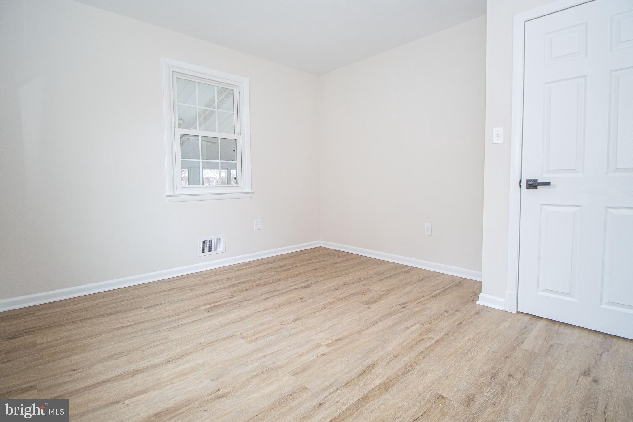 RIVIERA BEACH - Residential