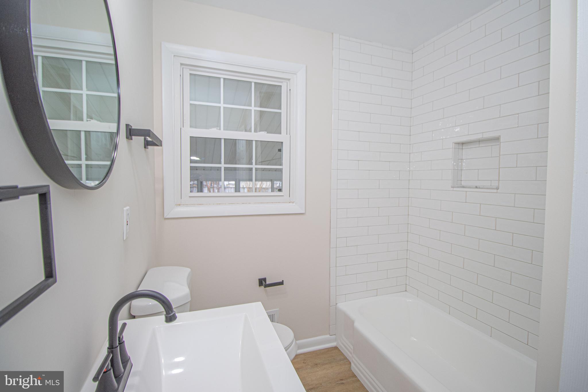 RIVIERA BEACH - Residential