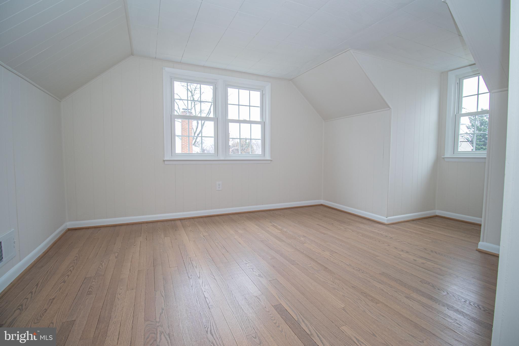 RIVIERA BEACH - Residential