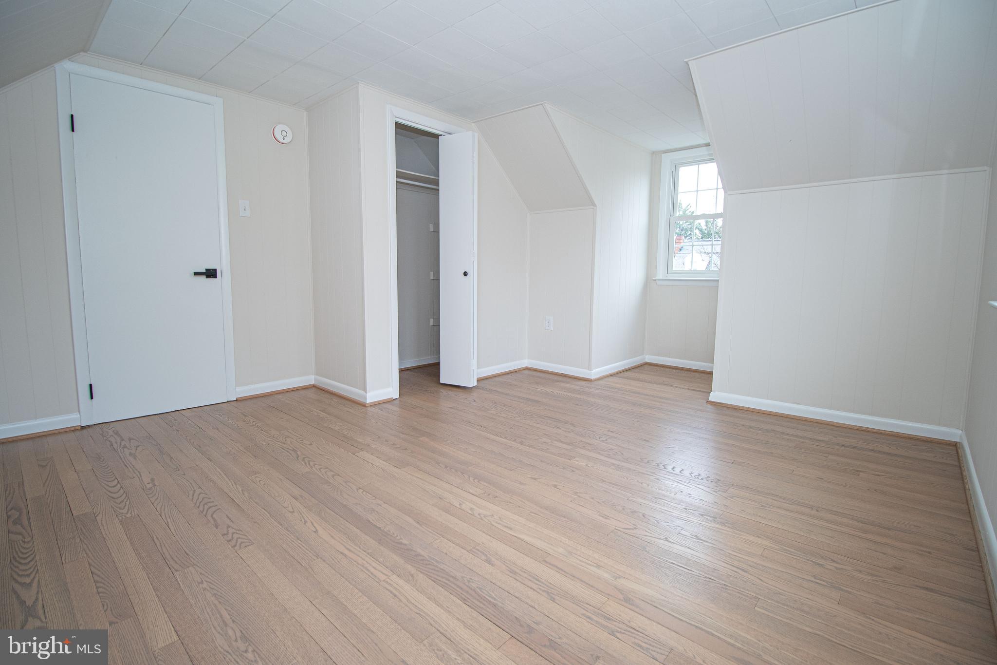 RIVIERA BEACH - Residential