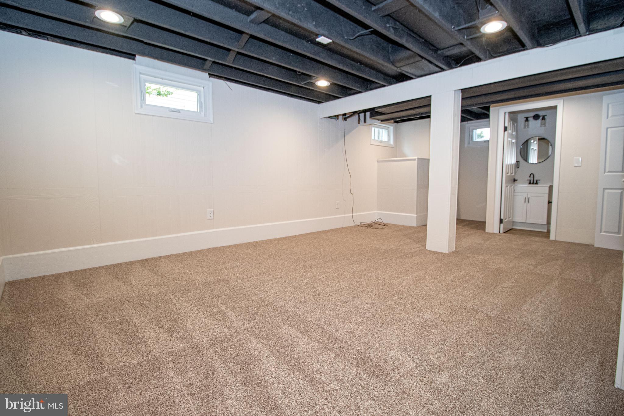 RIVIERA BEACH - Residential