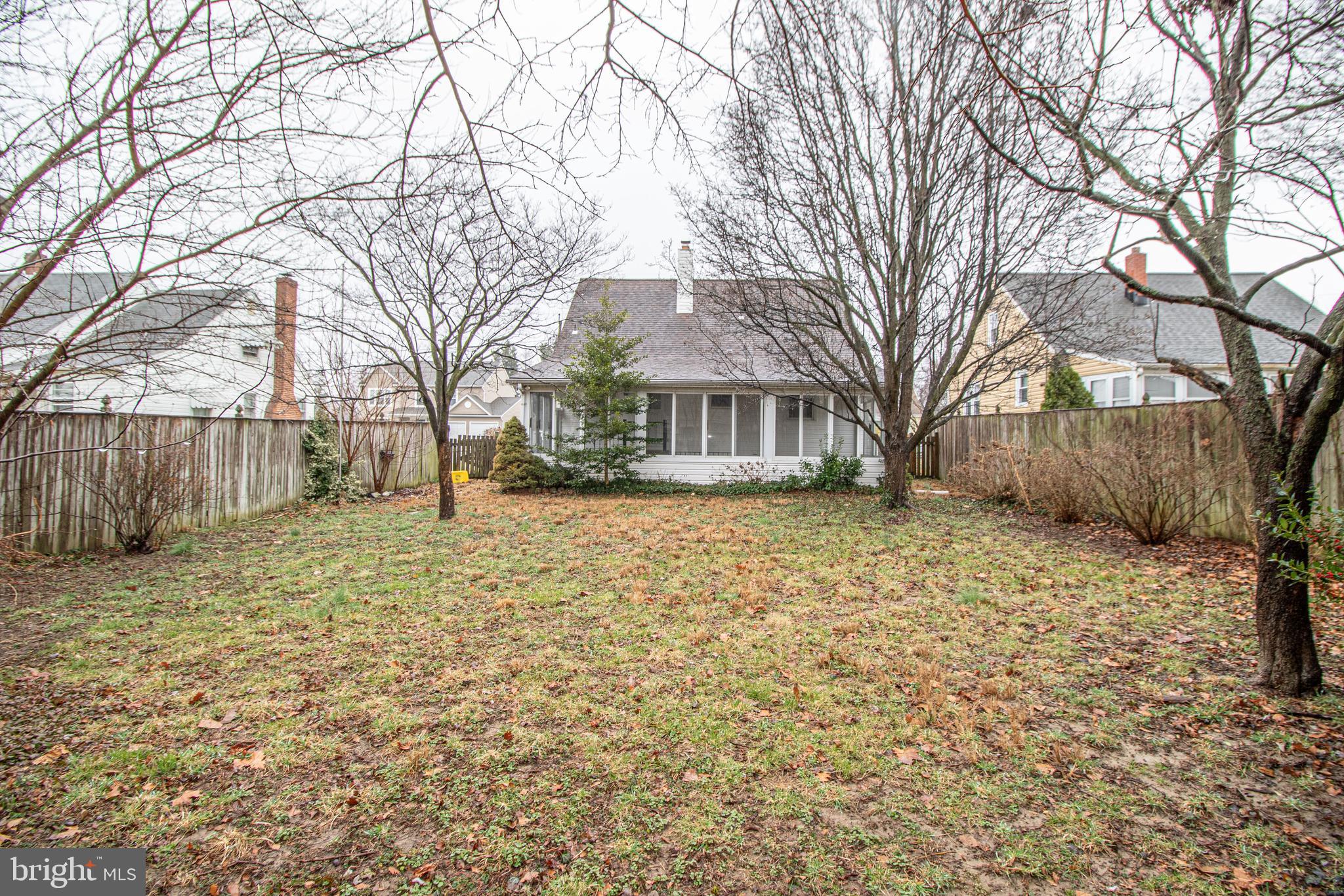 RIVIERA BEACH - Residential