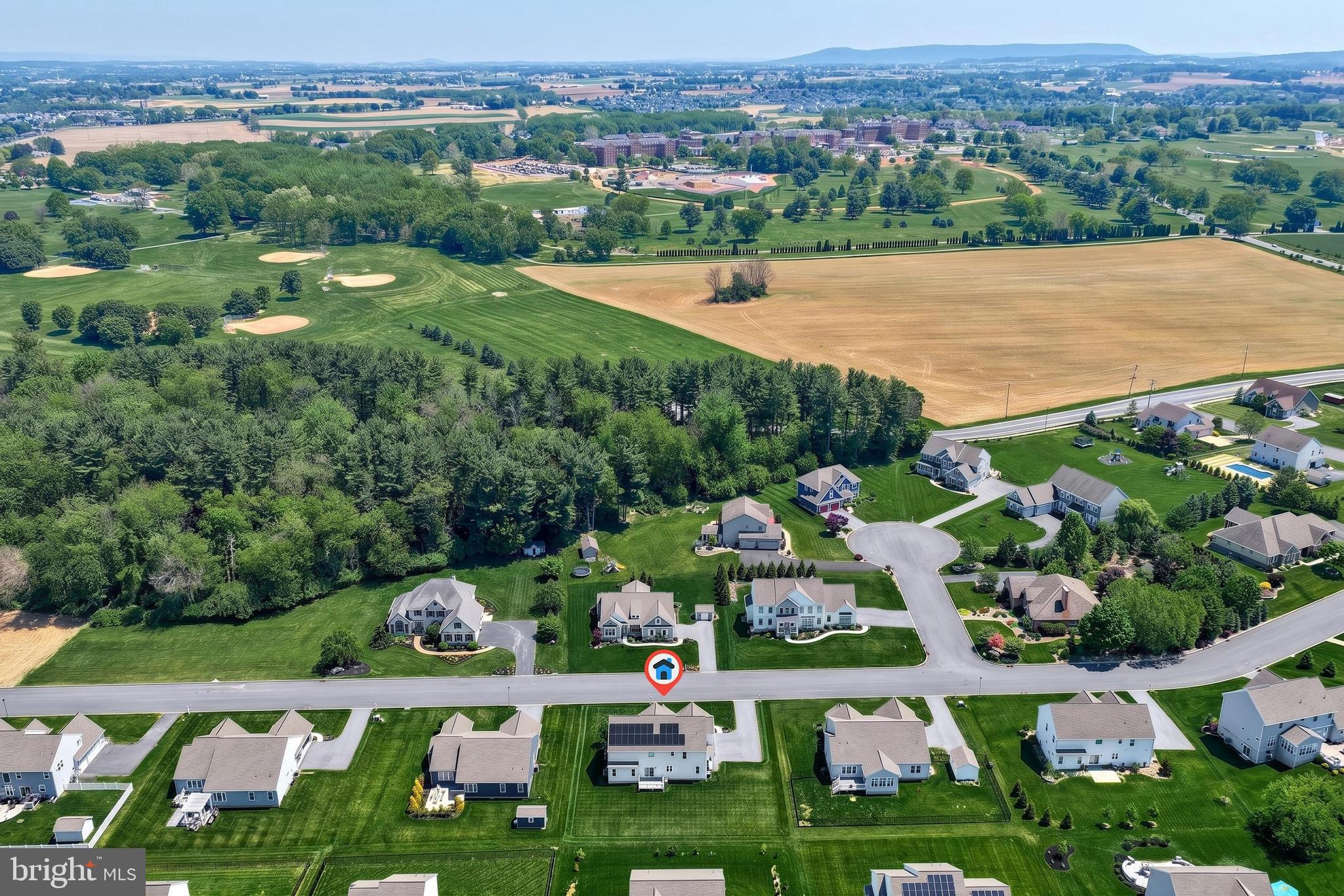 STRATHFORD MEADOWS - Residential